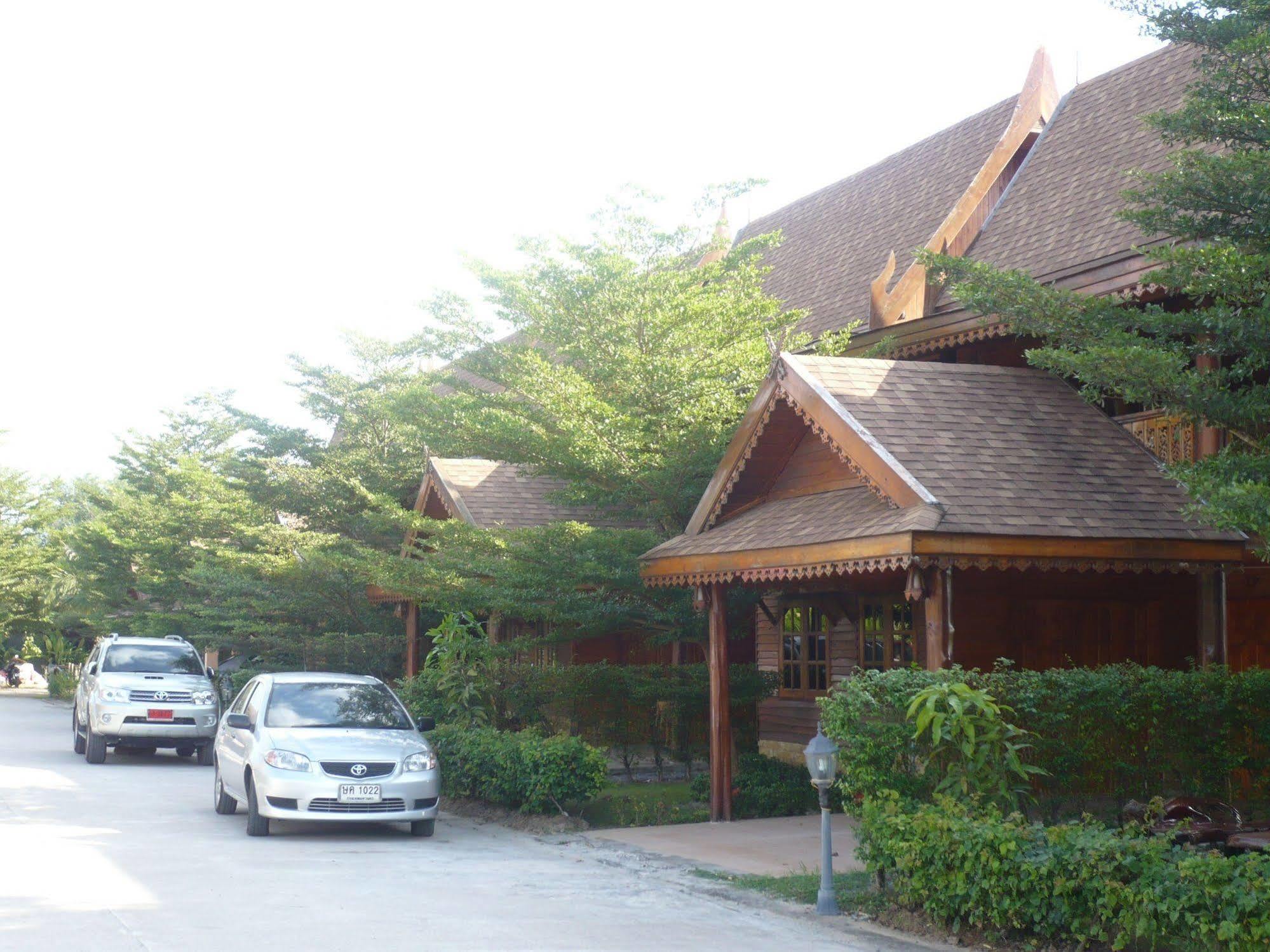 Yuwadee Resort Chalong Esterno foto